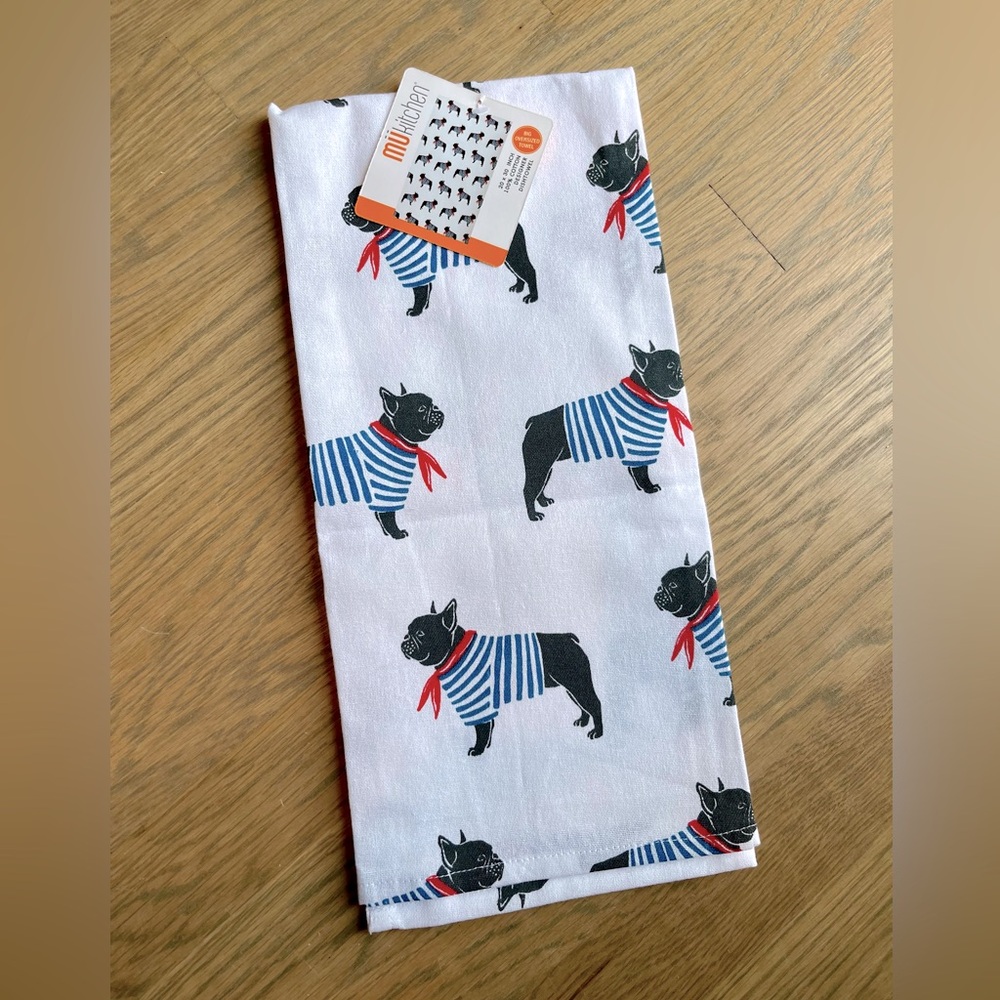 NWT MU French Bulldog Dish Towel. 20 x 30 inches. 100% cotton.